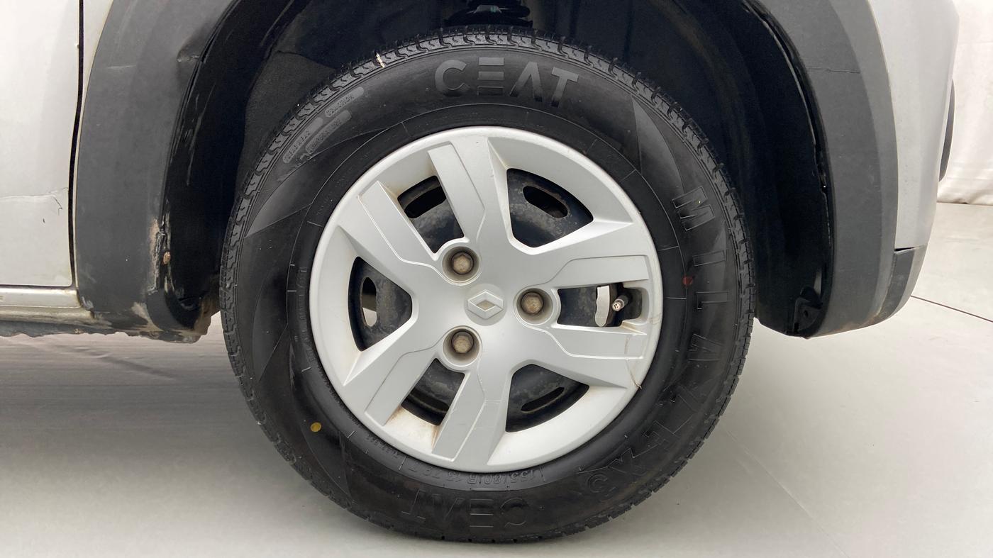 2015 Renault Kwid RXT Opt, Petrol, Manual, 64,785 km, Right Front Wheel