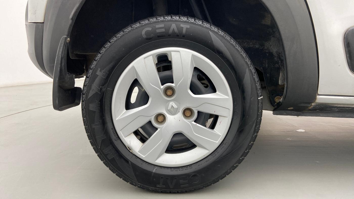 2015 Renault Kwid RXT Opt, Petrol, Manual, 64,785 km, Right Rear Wheel