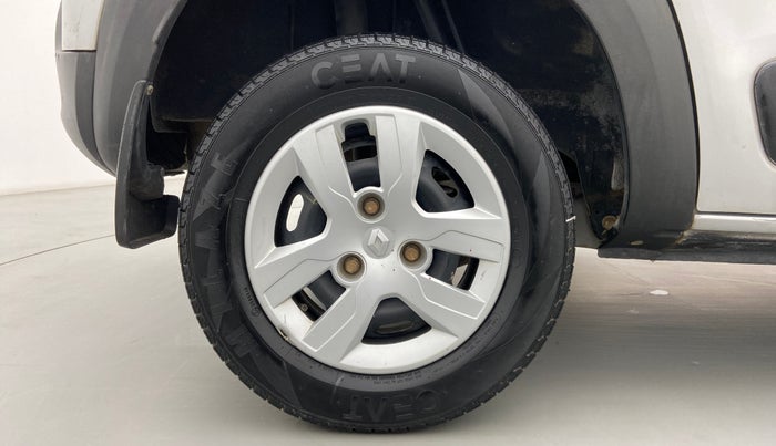 2015 Renault Kwid RXT Opt, Petrol, Manual, 64,785 km, Right Rear Wheel