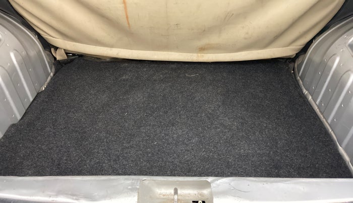 2015 Renault Kwid RXT Opt, Petrol, Manual, 64,785 km, Boot Inside