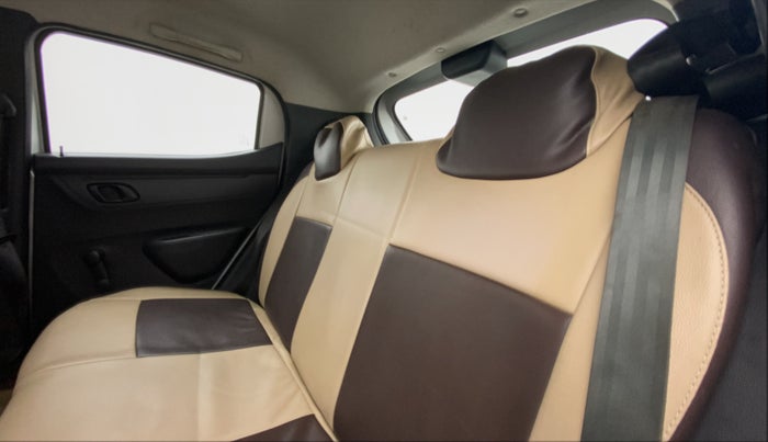 2015 Renault Kwid RXT Opt, Petrol, Manual, 64,785 km, Right Side Rear Door Cabin