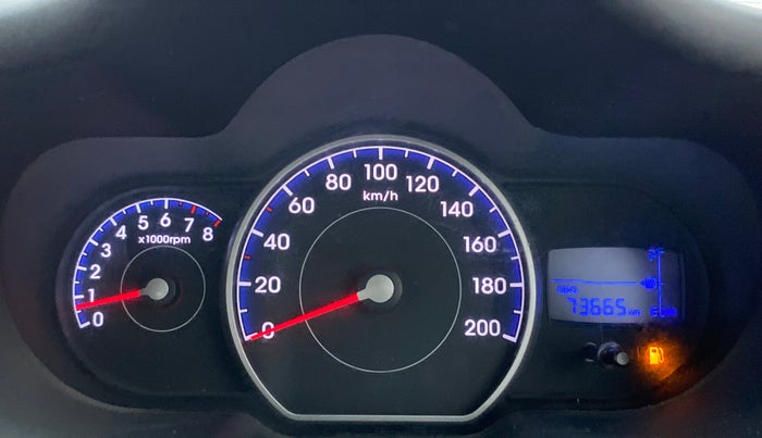 2012 Hyundai i10 SPORTZ 1.2, Petrol, Manual, 73,768 km, Odometer Image