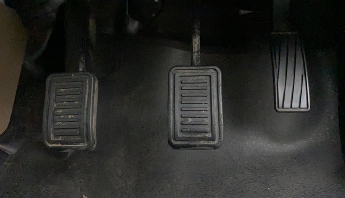2022 Mahindra Bolero B6, Diesel, Manual, 10,330 km, Pedals