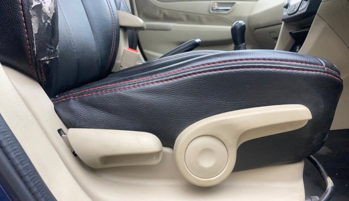 2019 Maruti Ciaz DELTA 1.5 SHVS MT PETROL, Petrol, Manual, 67,226 km, Driver Side Adjustment Panel