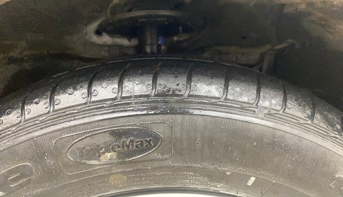 2019 Maruti Ciaz DELTA 1.5 SHVS MT PETROL, Petrol, Manual, 67,226 km, Right Front Tyre Tread