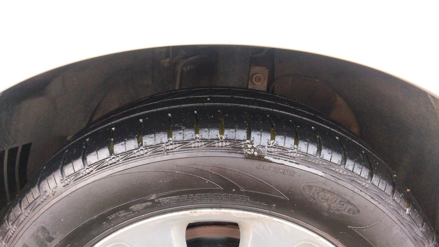 2014 Ford Classic 1.4 TITANIUM DIESEL, Diesel, Manual, 89,754 km, Left Front Tyre Tread