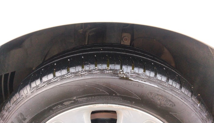 2014 Ford Classic 1.4 TITANIUM DIESEL, Diesel, Manual, 89,662 km, Left Front Tyre Tread