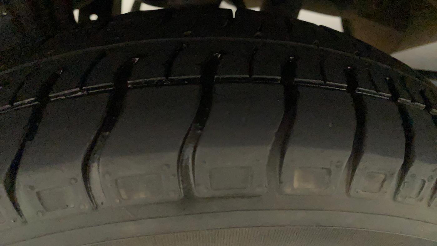 2013 Maruti Alto 800 LXI, CNG, Manual, 65,229 km, Right Rear Tyre Tread