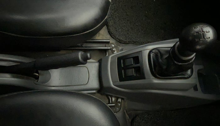 2013 Maruti Alto 800 LXI, CNG, Manual, 65,229 km, Gear Lever