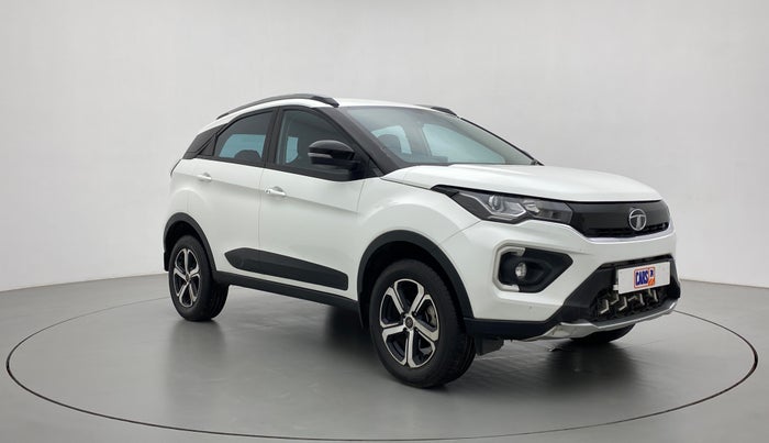 2022 Tata NEXON XZ PLUS (HS) DIESEL DUAL TONE, Diesel, Manual, 30,108 km, Right Front Diagonal