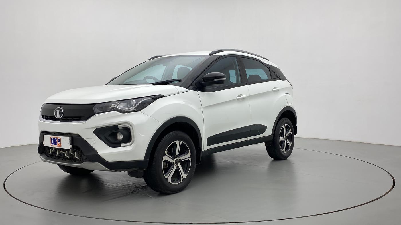 2022 Tata NEXON XZ PLUS (HS) DIESEL DUAL TONE, Diesel, Manual, 30,108 km, Left Front Diagonal