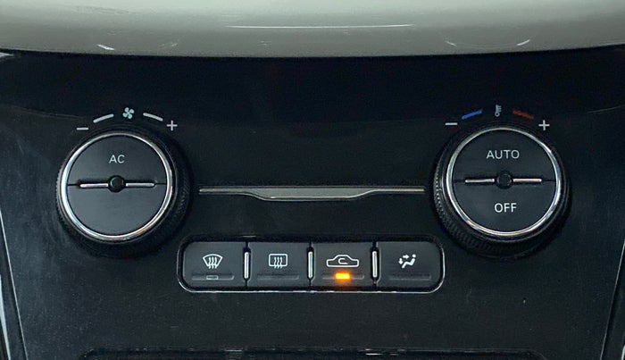 2022 Tata NEXON XZ PLUS (HS) DIESEL DUAL TONE, Diesel, Manual, 30,108 km, Automatic Climate Control