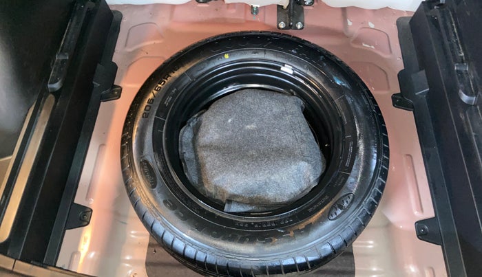 2020 KIA SELTOS HTX 1.5 PETROL, Petrol, Manual, 39,826 km, Spare Tyre