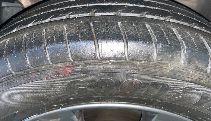 2020 KIA SELTOS HTX 1.5 PETROL, Petrol, Manual, 39,826 km, Left Front Tyre Tread