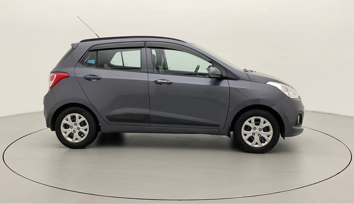 2016 Hyundai Grand i10 SPORTZ 1.2 KAPPA VTVT, CNG, Manual, 85,258 km, Right Side View