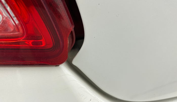 2019 Maruti Dzire VXI, Petrol, Manual, 60,750 km, Left tail light - Minor damage