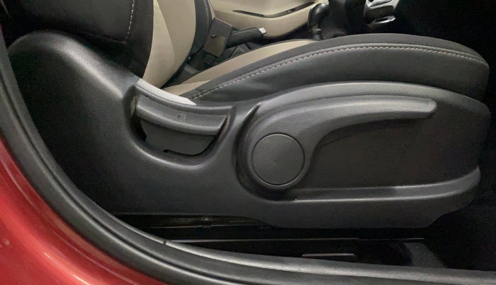 2019 Hyundai Elite i20 SPORTZ PLUS 1.2, Petrol, Manual, 36,738 km, Driver Side Adjustment Panel