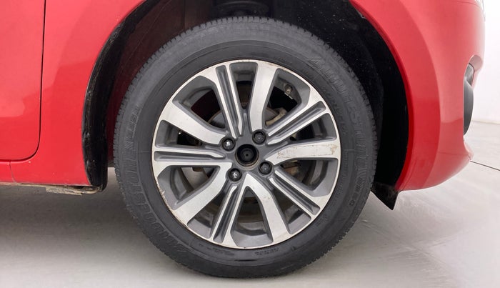 2019 Maruti Swift ZXI PLUS, Petrol, Manual, 64,001 km, Right Front Wheel