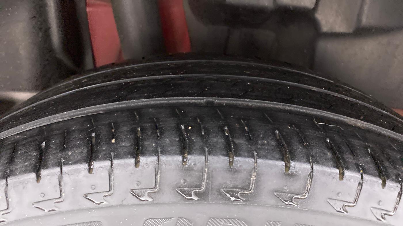 2019 Maruti Swift ZXI PLUS, Petrol, Manual, 64,001 km, Right Rear Tyre Tread