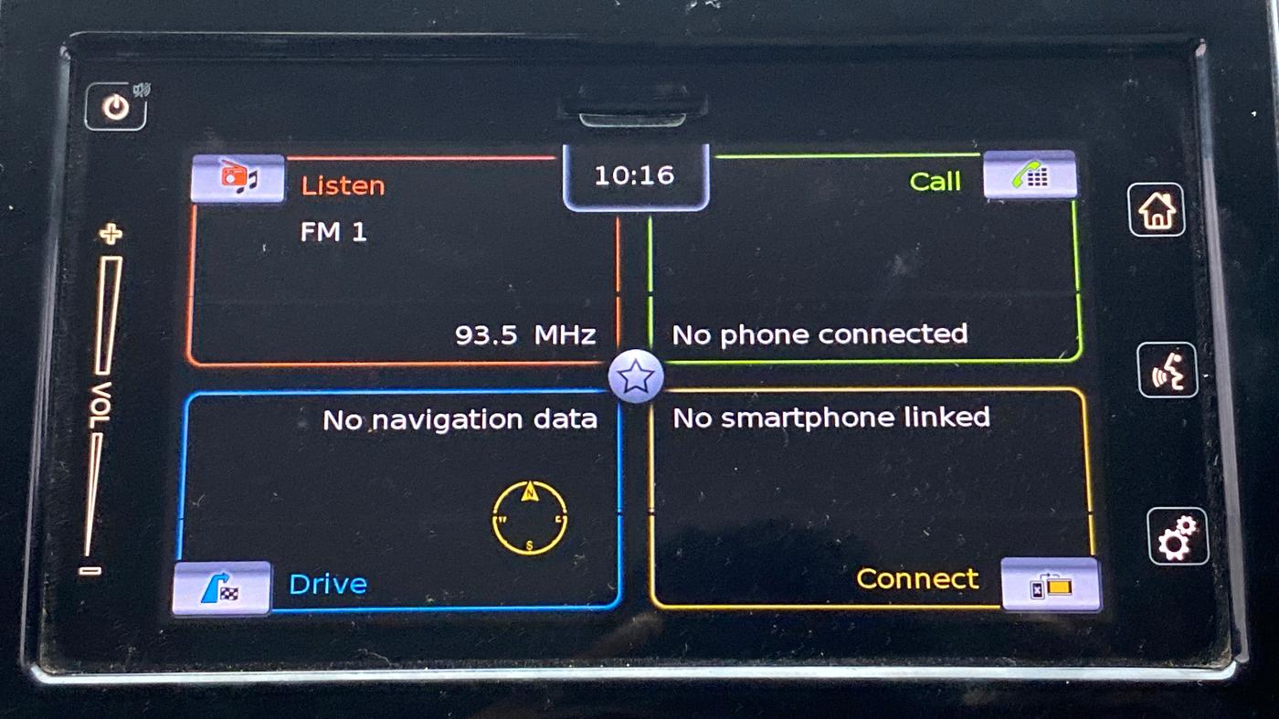 2019 Maruti Swift ZXI PLUS, Petrol, Manual, 64,001 km, Infotainment System