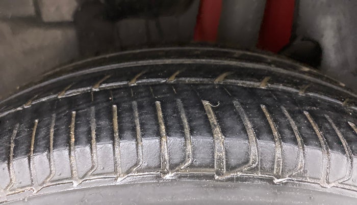 2019 Maruti Swift ZXI PLUS, Petrol, Manual, 64,001 km, Left Rear Tyre Tread