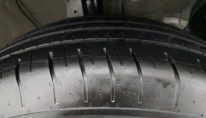 2022 Hyundai Creta EX 1.5 PETROL, Petrol, Manual, 23,436 km, Right Front Tyre Tread