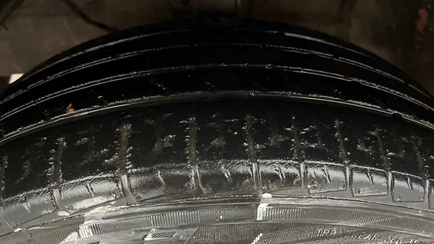 2021 Maruti Baleno ZETA PETROL 1.2, Petrol, Manual, 61,097 km, Left Front Tyre Tread