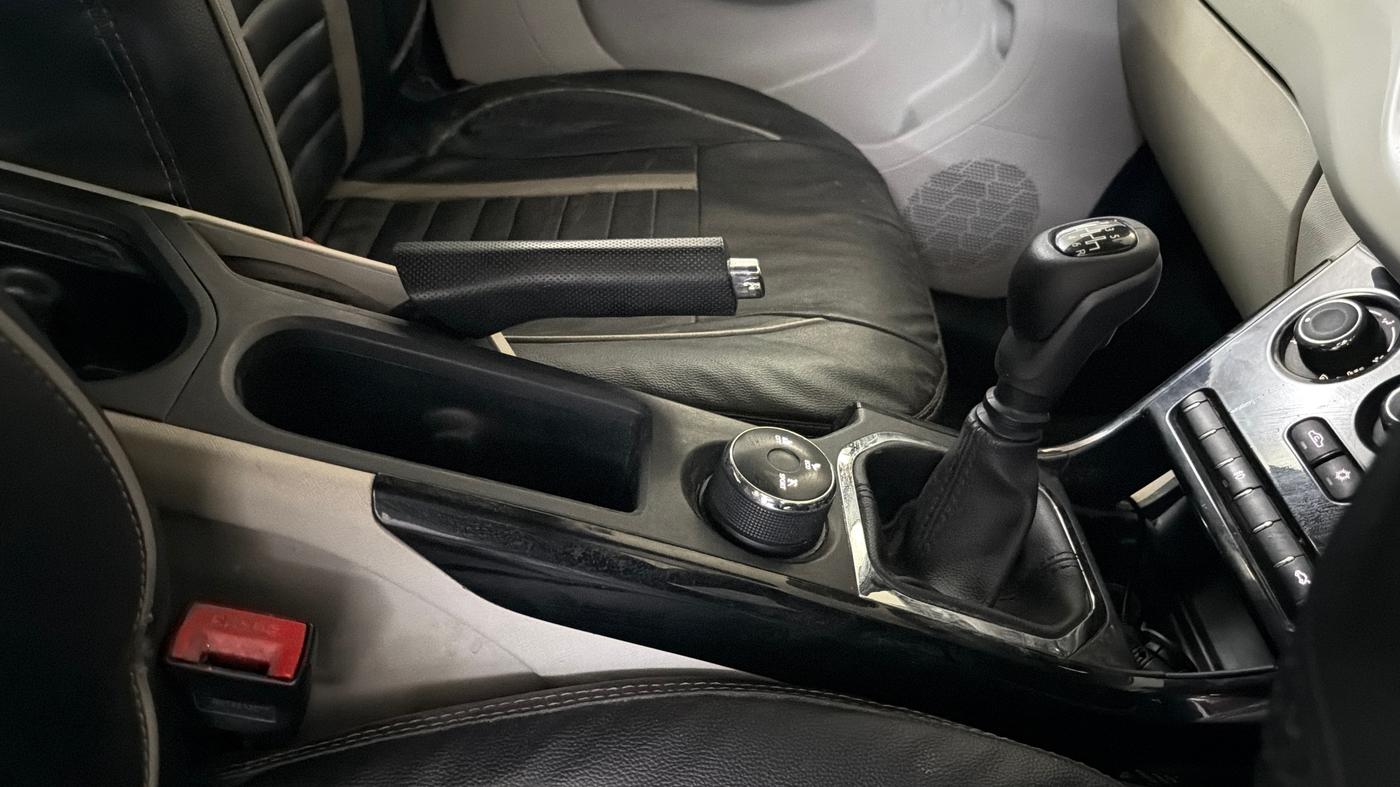 2020 Tata NEXON XZ PETROL, Petrol, Manual, 51,093 km, Gear Lever