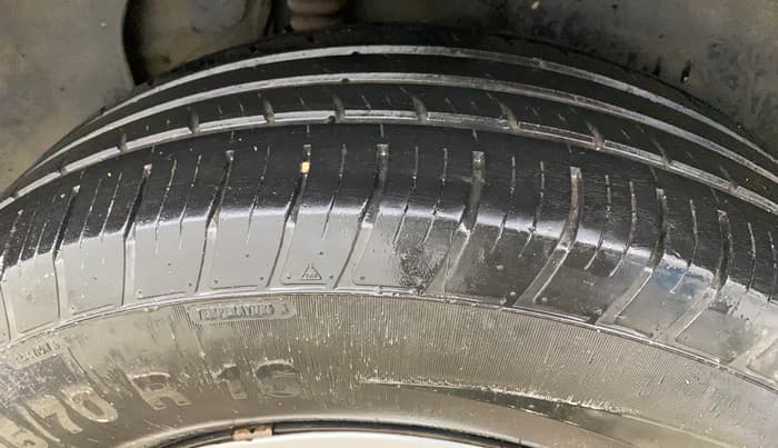 2022 Tata Harrier XE 2.0L KRYOTEC, Diesel, Manual, 77,010 km, Left Rear Tyre Tread