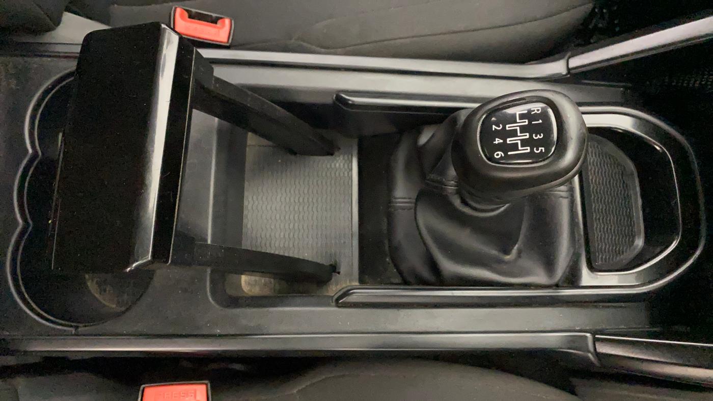 2022 Tata Harrier XE 2.0L KRYOTEC, Diesel, Manual, 77,010 km, Gear Lever