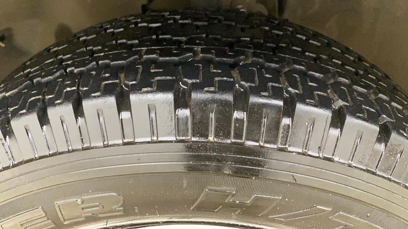2022 Tata Harrier XE 2.0L KRYOTEC, Diesel, Manual, 77,010 km, Left Front Tyre Tread