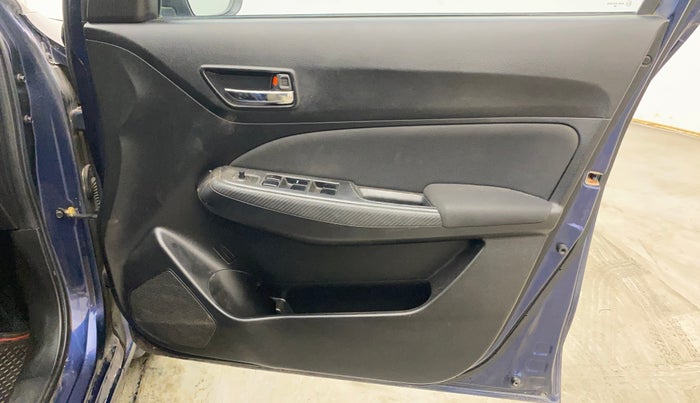 2018 Maruti Swift VXI AMT, Petrol, Automatic, 59,610 km, Driver Side Door Panels Control