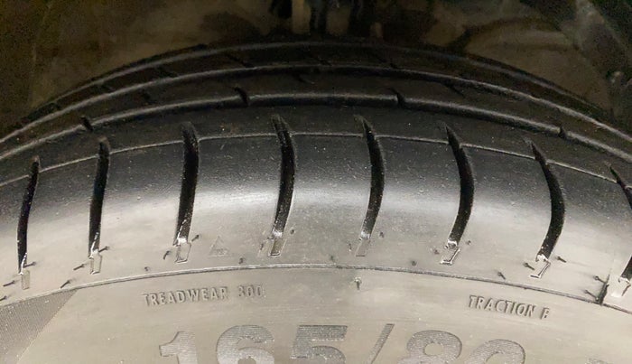 2018 Maruti Swift VXI AMT, Petrol, Automatic, 59,610 km, Right Front Tyre Tread