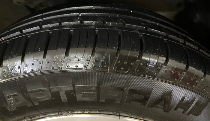 2022 Tata Safari XZA PLUS, Diesel, Automatic, 70,304 km, Right Front Tyre Tread