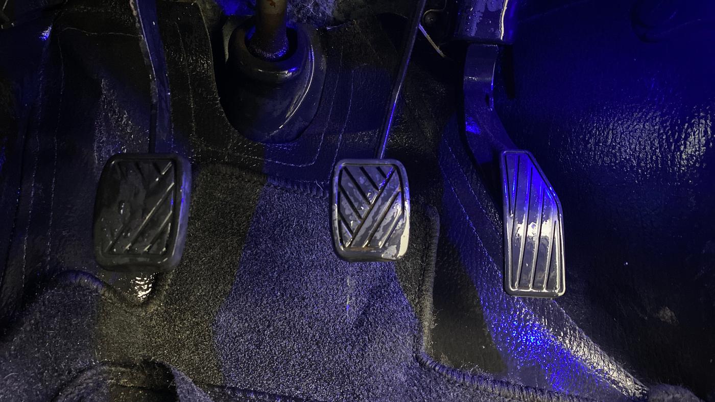 2018 Maruti IGNIS DELTA 1.2, Petrol, Manual, 72,988 km, Pedals