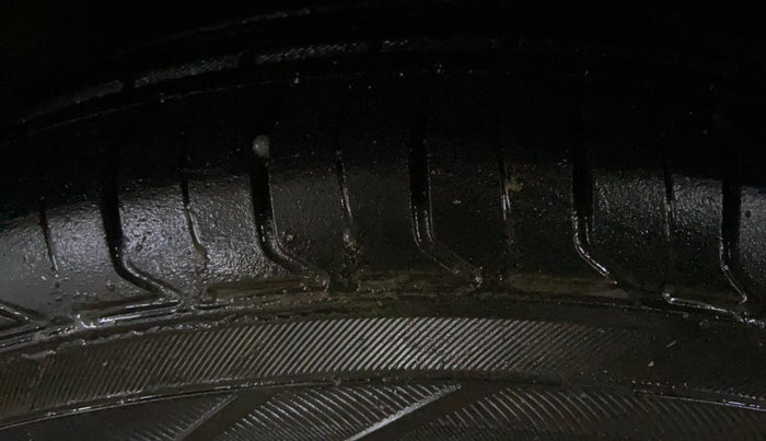 2015 Honda Amaze 1.2L I-VTEC S, CNG, Manual, 72,788 km, Left Rear Tyre Tread