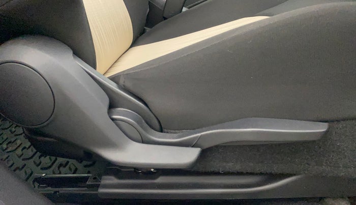 2022 Toyota Glanza V AMT, Petrol, Automatic, 14,530 km, Driver Side Adjustment Panel