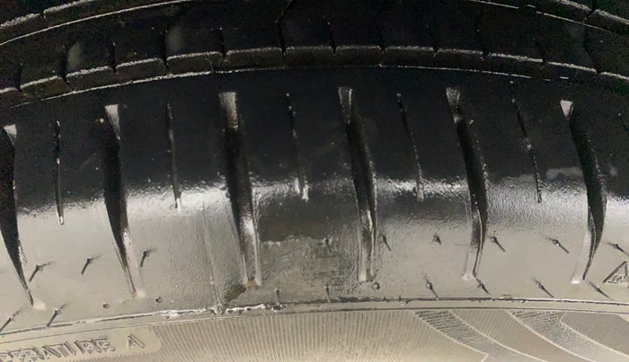 2022 Toyota Glanza V AMT, Petrol, Automatic, 14,530 km, Right Rear Tyre Tread