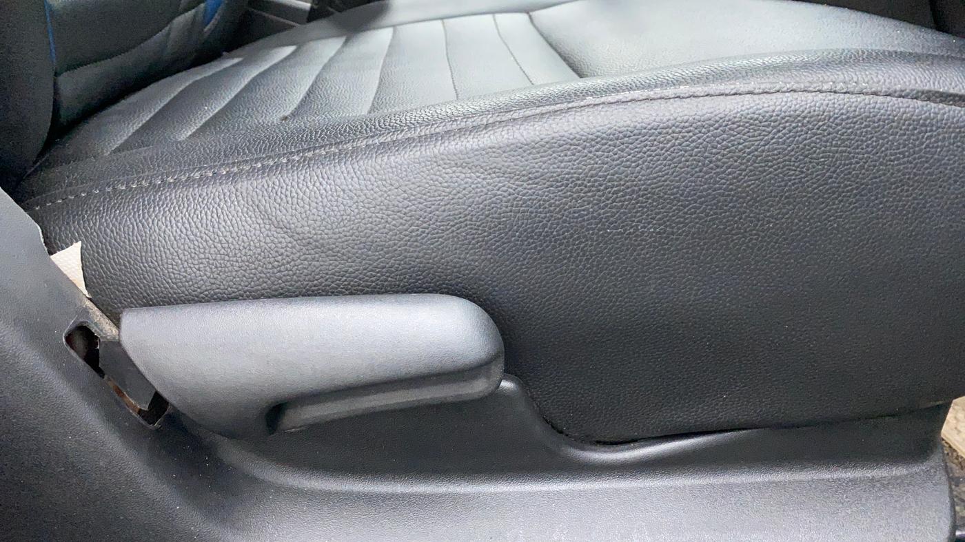 2019 Maruti S Cross DELTA SHVS, Diesel, Manual, 64,758 km, Driver Side Adjustment Panel