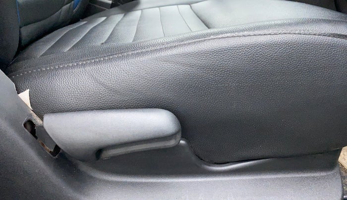 2019 Maruti S Cross DELTA SHVS, Diesel, Manual, 64,758 km, Driver Side Adjustment Panel