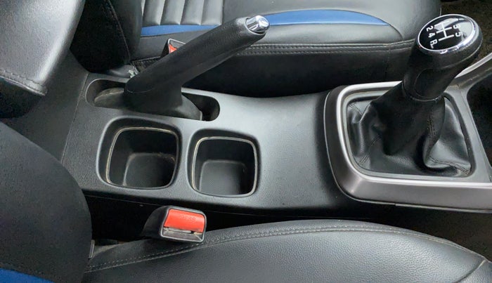 2019 Maruti S Cross DELTA SHVS, Diesel, Manual, 64,758 km, Gear Lever