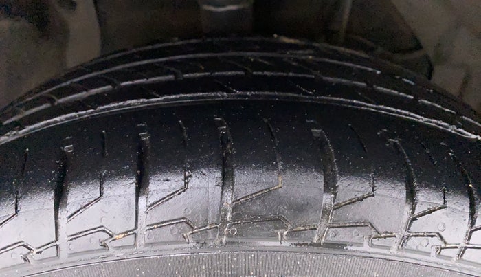 2019 Maruti S Cross DELTA SHVS, Diesel, Manual, 64,758 km, Right Front Tyre Tread