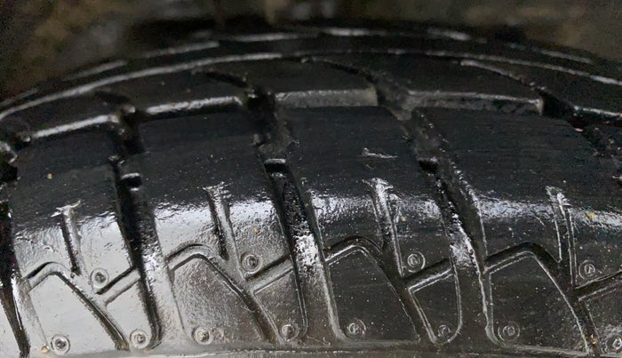 2014 Maruti Wagon R 1.0 LXI CNG, CNG, Manual, 49,005 km, Right Front Tyre Tread
