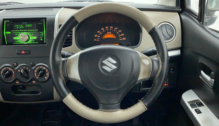 2014 Maruti Wagon R 1.0 LXI CNG, CNG, Manual, 49,005 km, Steering Wheel Close Up
