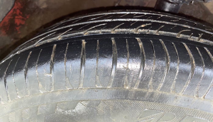 2015 Hyundai Xcent BASE 1.2, Petrol, Manual, 29,032 km, Right Front Tyre Tread