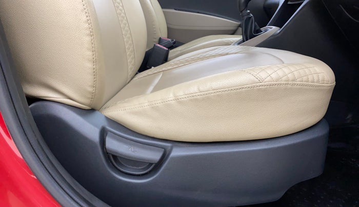 2015 Hyundai Xcent BASE 1.2, Petrol, Manual, 29,032 km, Driver Side Adjustment Panel