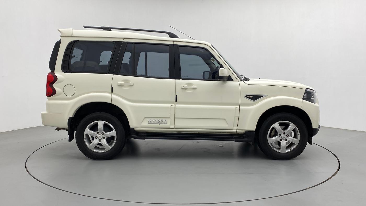 2021 Mahindra Scorpio S7, Diesel, Manual, 27,153 km, Right Side View