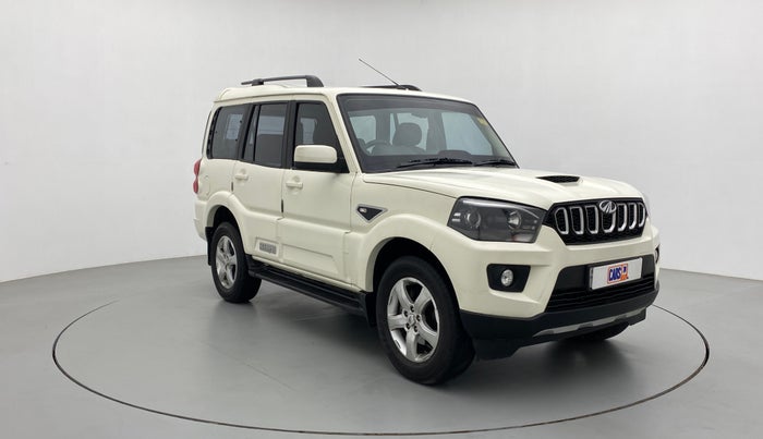 2021 Mahindra Scorpio S7, Diesel, Manual, 27,153 km, Right Front Diagonal