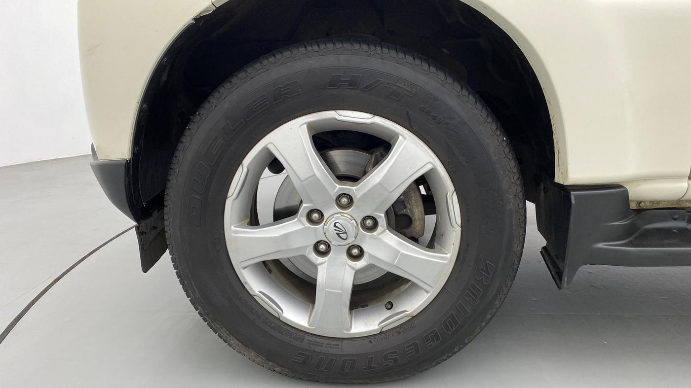 2021 Mahindra Scorpio S7, Diesel, Manual, 27,153 km, Left Front Wheel