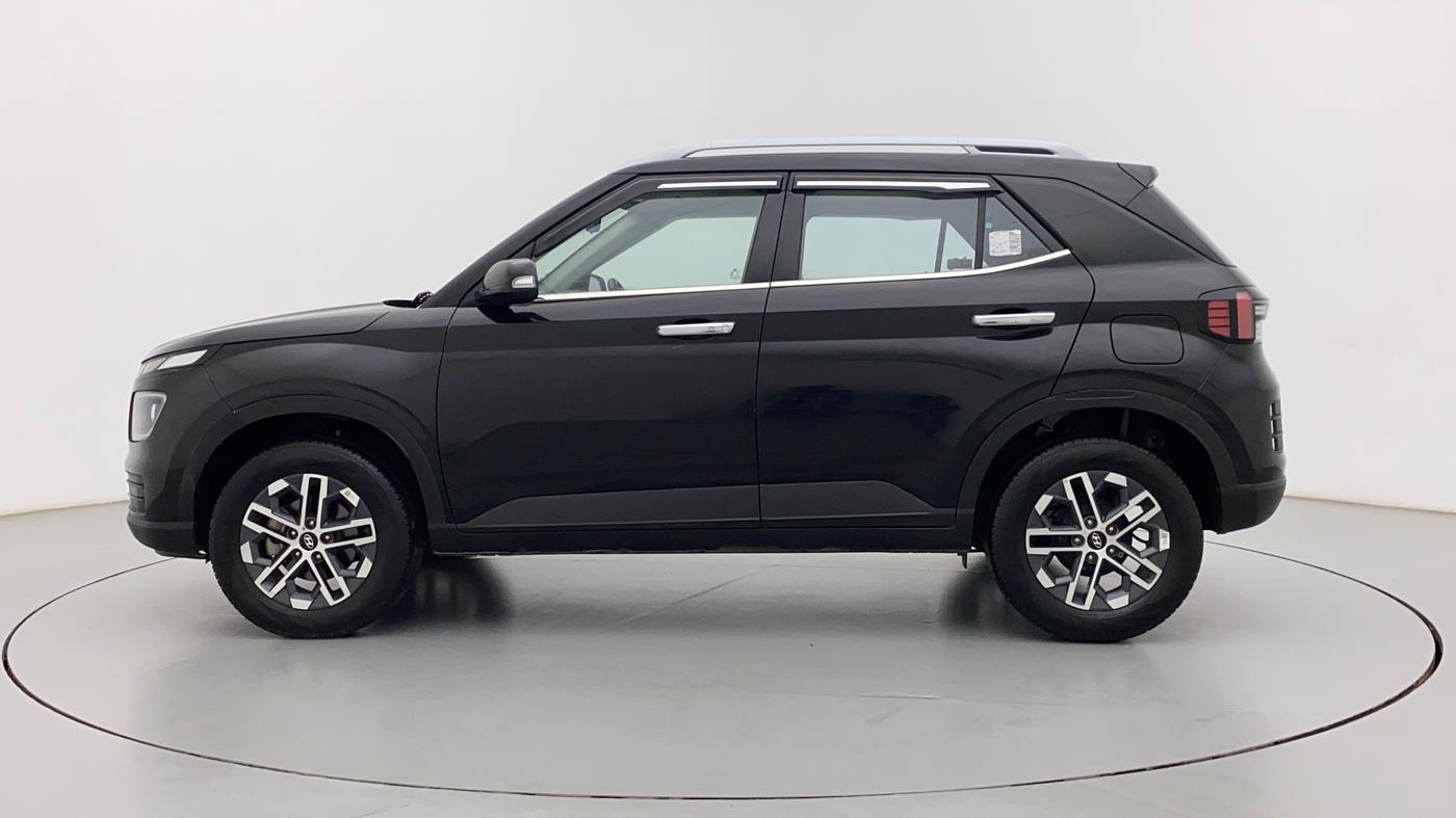 2022 Hyundai VENUE SX 1.5 CRDI, Diesel, Manual, 5,013 km, Left Side
